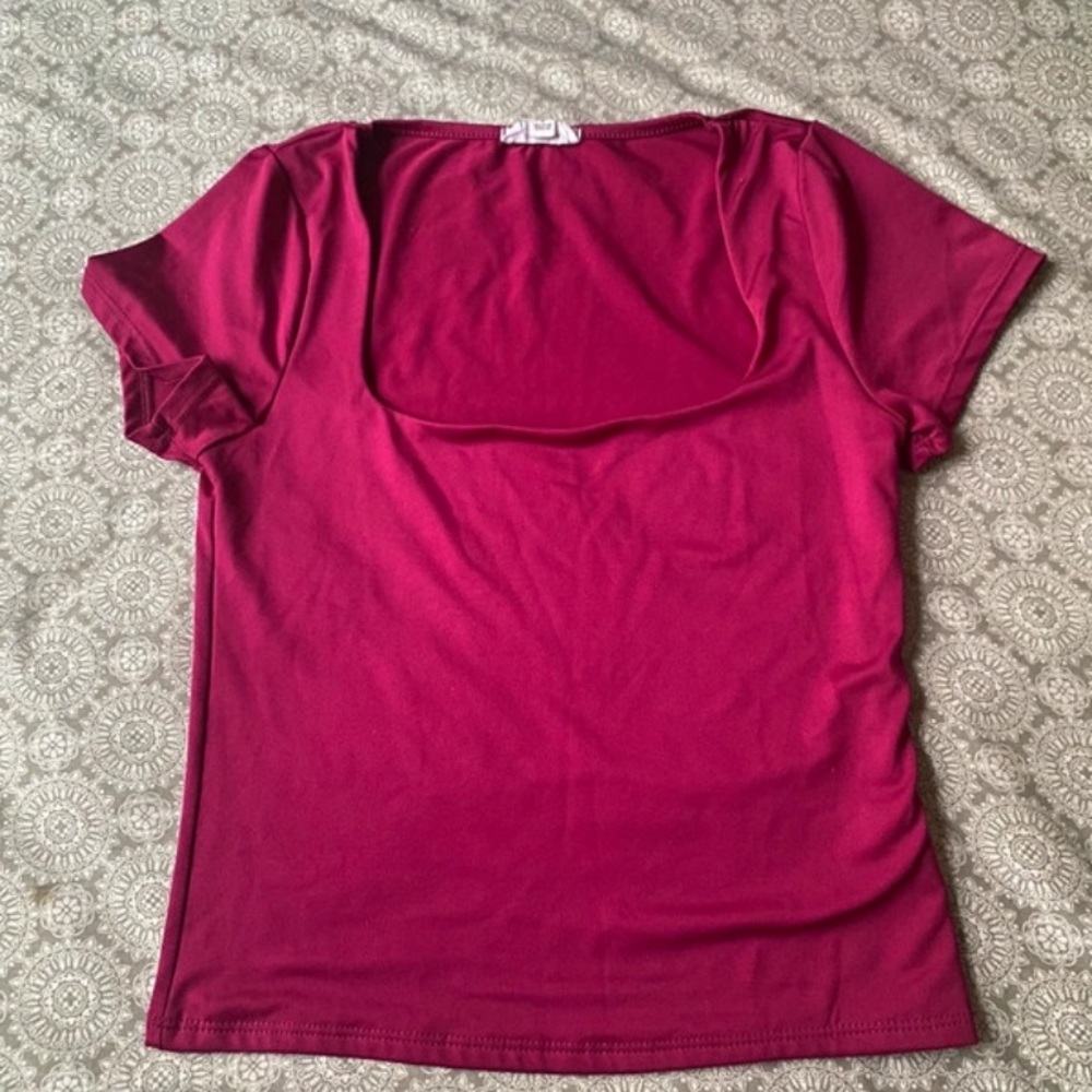 Magenta short sleeve square top